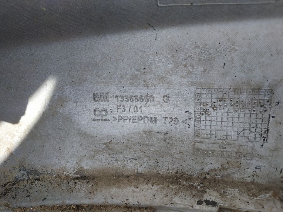 Opel Astra J 2012- рестайл бампер передний в наличии оригинал 13368660