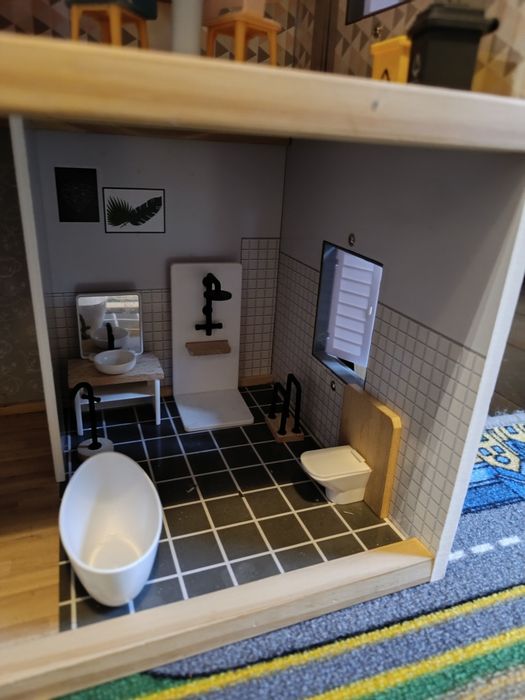 Domek dla lalek XXL z windą i wyposażeniem
