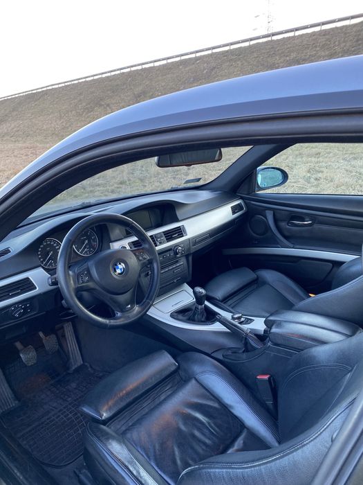 BMW Seria 3 E92 320i