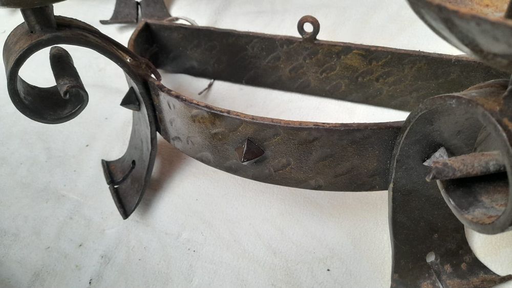 Apliques de Parede em Ferro Forjado - Estilo Medieval