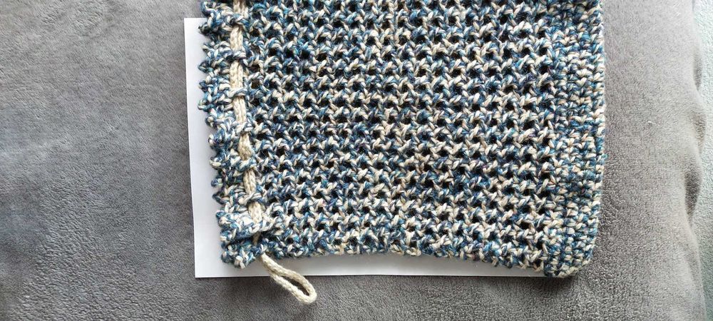 Szydełkowana torba - sakiewka