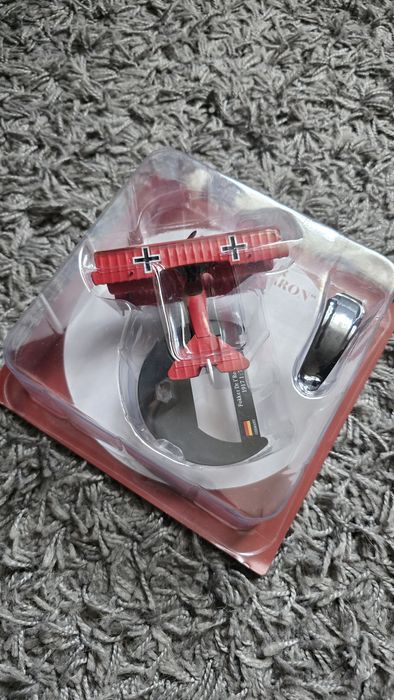 Model samolotu Fokker DR. I "Red Baron" 1/72 diecast