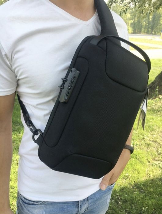 ЯКІСНА нагрудна сумка-слінг через плече + USB-роз'єм + кодовий замок