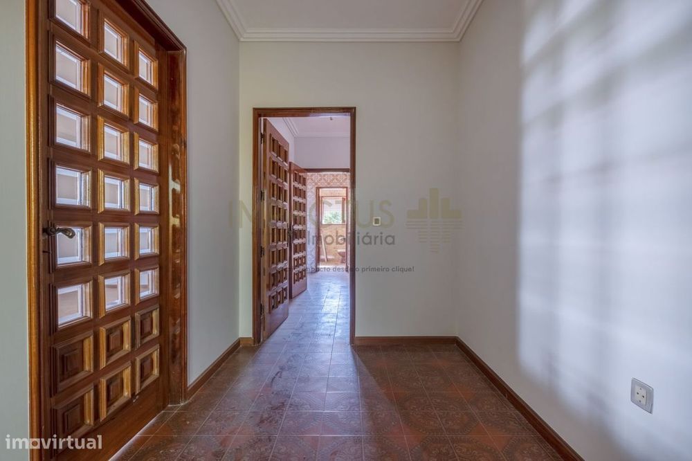 Moradia para Comércio e Serviços