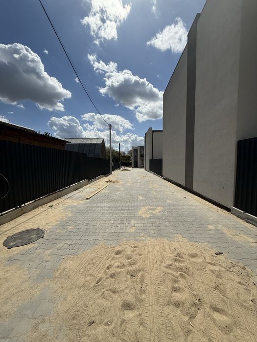 Продав таунхауса з ремонтом