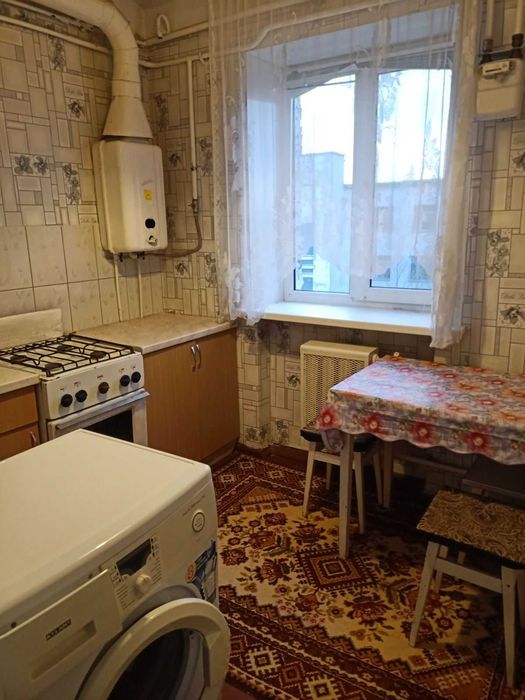 Продаж 2- ох кімнатної квартири в центрі міста