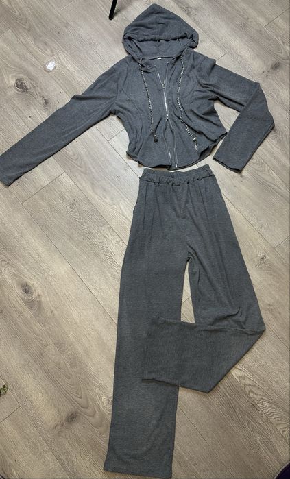 Жіночий спортивний костюмчик Lazy Style