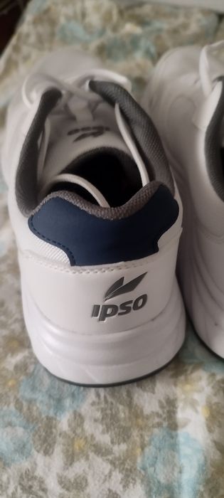 Tênis Ipso n42 novos