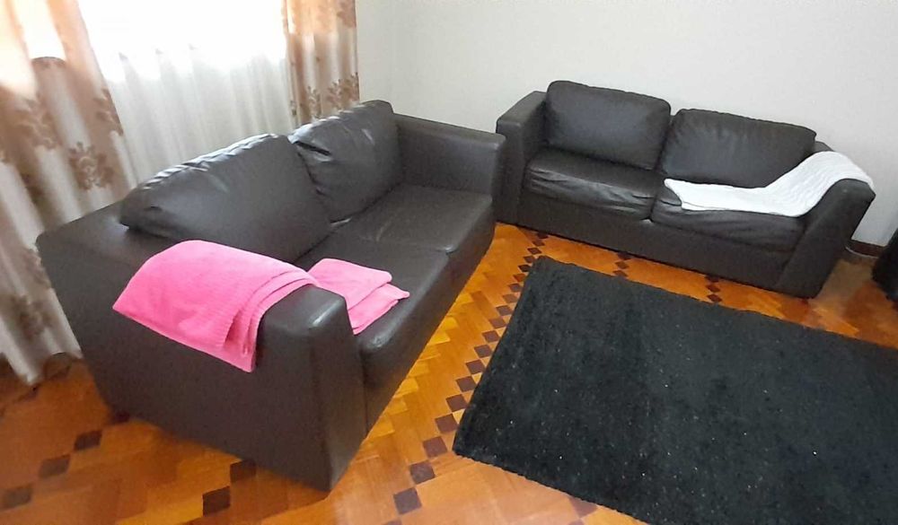 Conjunto dois sofás