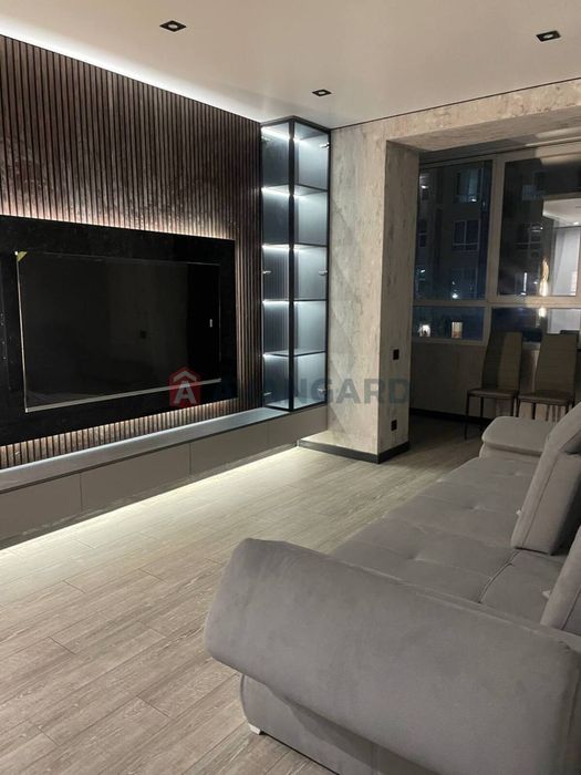 Продам 3-х кімн в ЖК Дніпровська Брама 2, 72 кв м, поверх 2/10