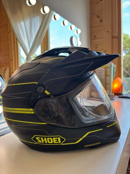 Capacete Shoei ADV Hornet