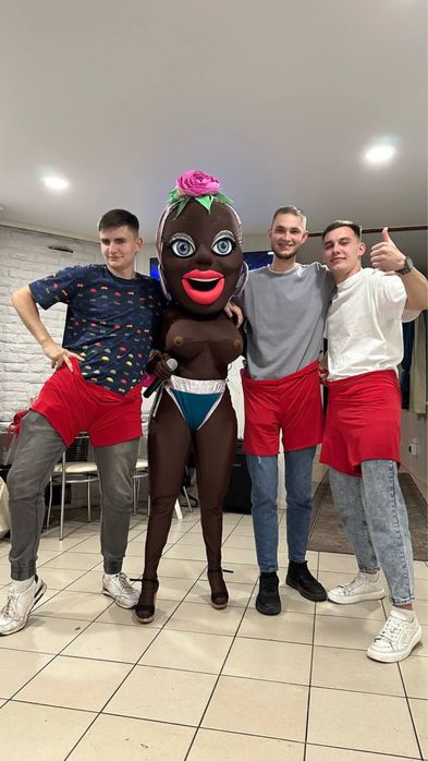 Ростовая кукла Стриптизерша стриптиз шоу Поздравление Мулатка мужчине ...