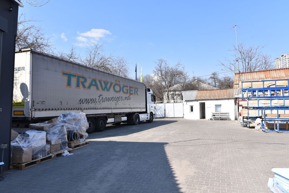 Продаж виробничо-складського комплексу 1800 кв.м., Печерськ