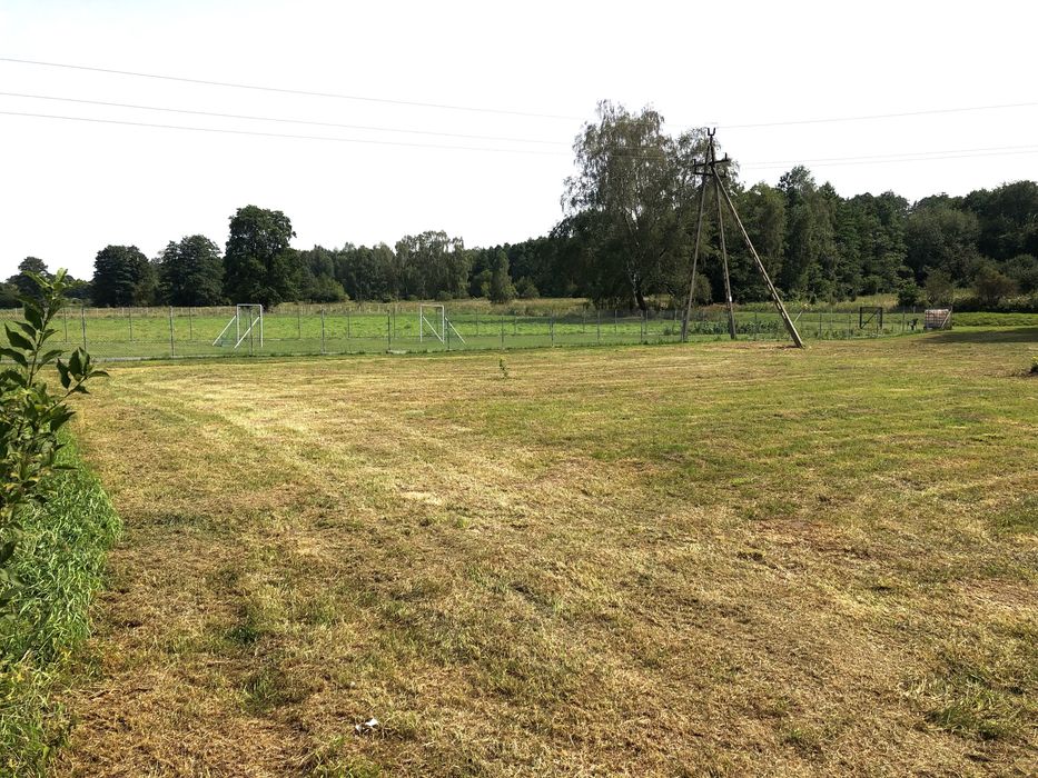 Działka z wydanym pozwoleniem na budowę 2000m2