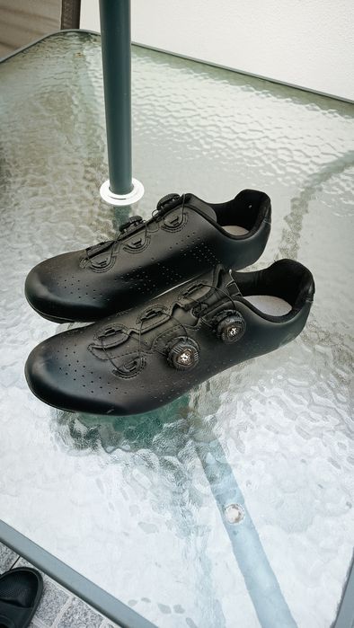 Sapatos de ciclismo de estrada sola em carbono