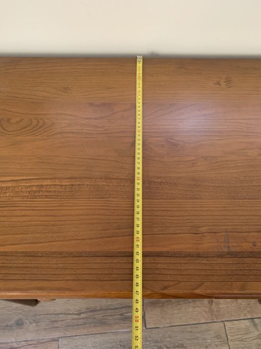 Secretaria com gavetas