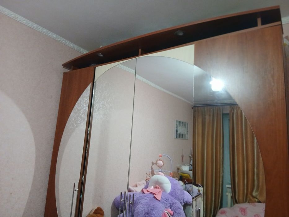 Продам шафу 2.30×1.80