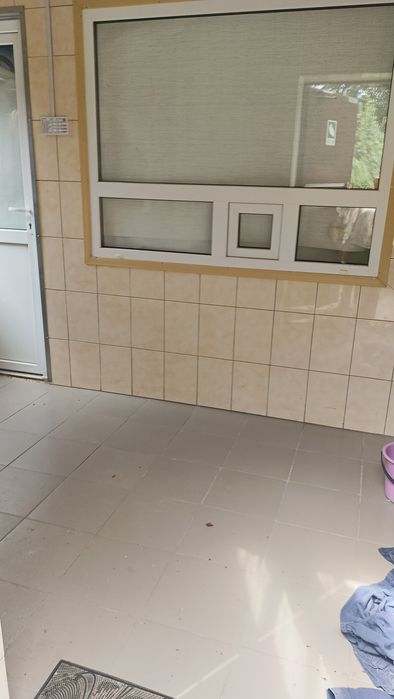 V Продам нежитловий комплекс в   пгт Високий