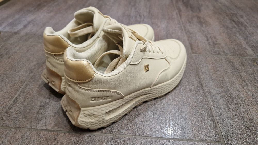 Lekkie buty Big Star 37
