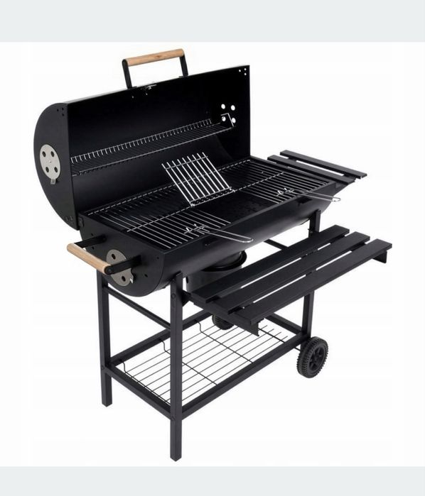 Grill ogrodowy na kolkach