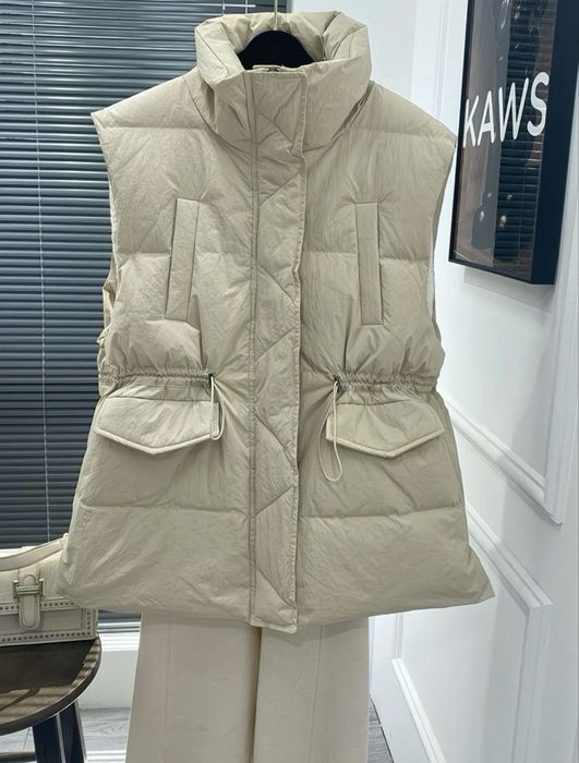 Распродажа жилеток осенних