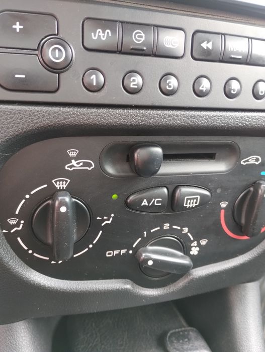 Продається Peugeot 206+ 1.4i