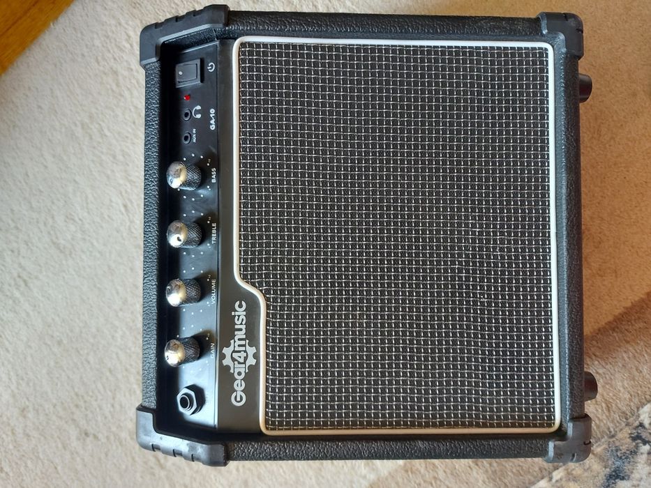 Wzmacniacz gitarowy Gear4Music GA-10