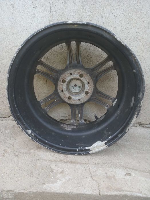 легкосплавный диск r15