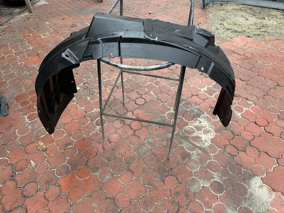 Подкрылок передний левый Mitsubishi Outlander 5370B011