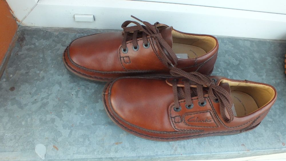 Super półbuty męskie skóra marki Clarks w roz 41 (7G)