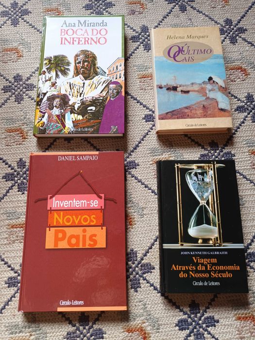 Inventem-se Novos Pais e outros livros