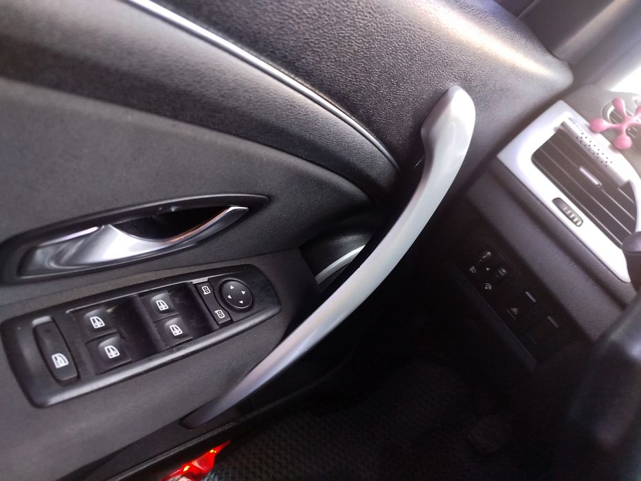 Renault Megane 3 2011рік 1.5 к9к