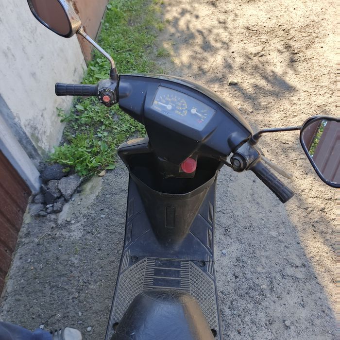 Скутер  "YAMAHA"