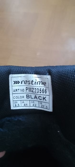 Продам зимові ботінки