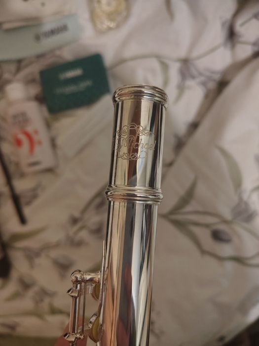 Продам флейту Michael