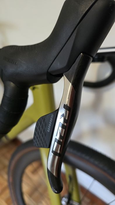 Scott Addict  Gravel Tuned  + Acessórios