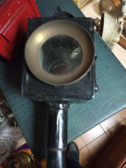Belíssimo par de lanternas. Para charrete, carro ou ... comboio.