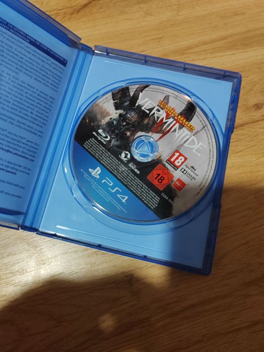 Warhammer vermintide deluxe edition ps4 PlayStation 4