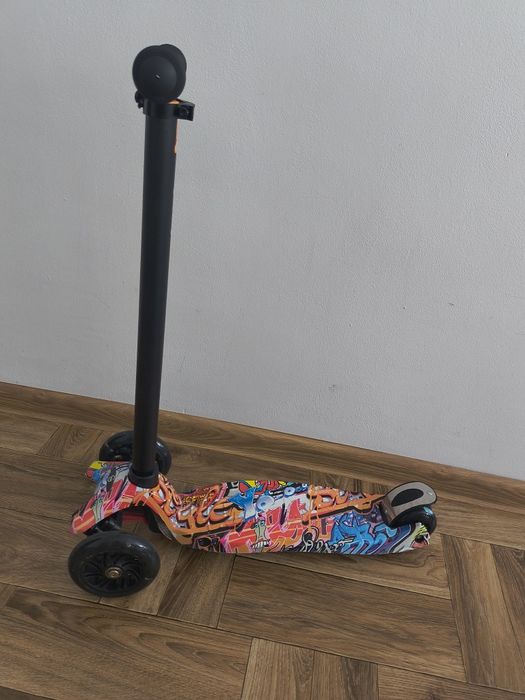 Hulajnoga  trzy kołowa