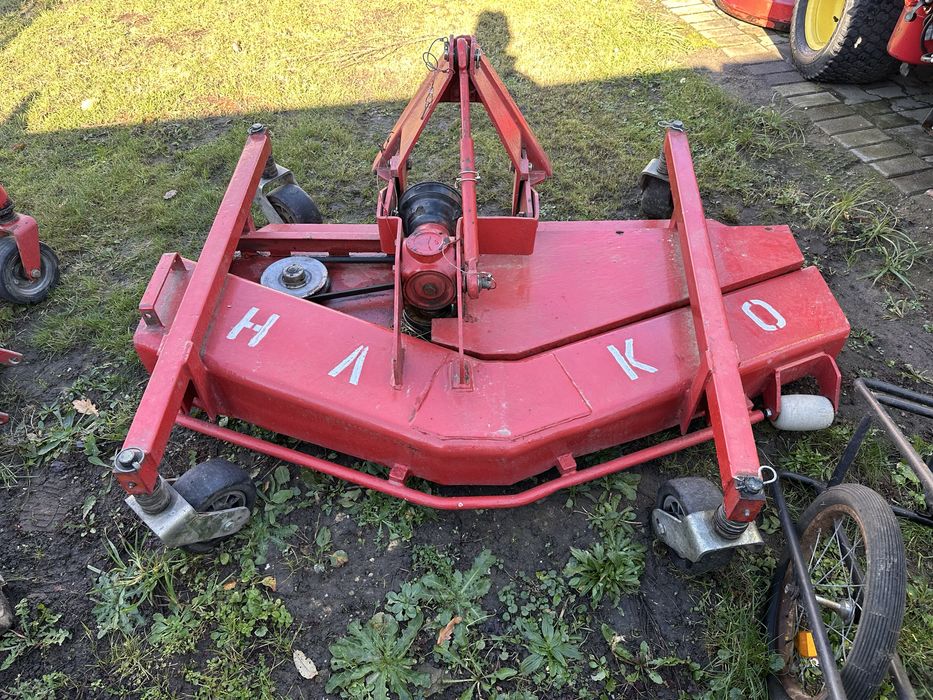 Kosiarka pielęgnacyjna na przedni TUZ na wałek HAKO trójkąt