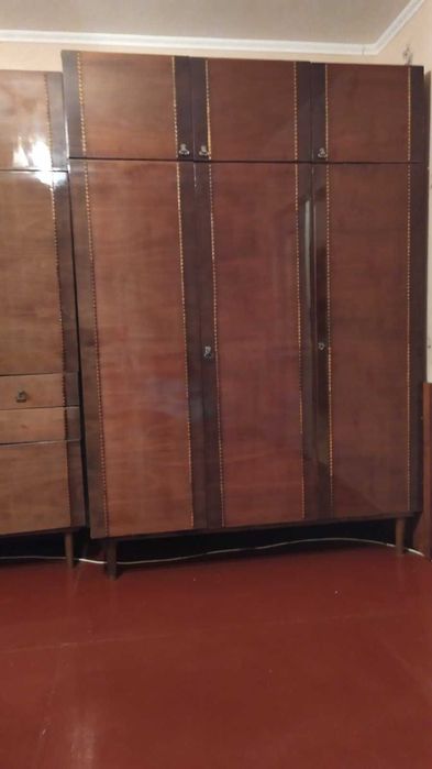 ШАФА шифоньер трёхстворчатый