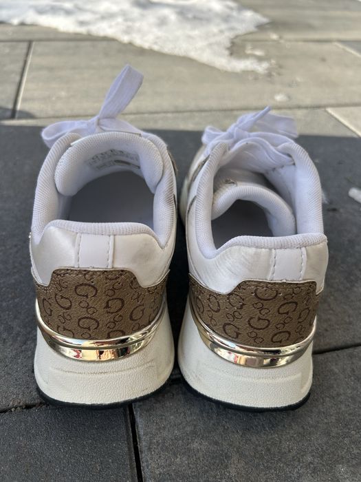Buty Guess rozm.36