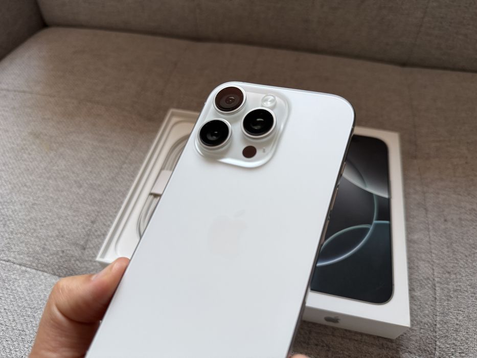  Apple iPhone 16 Pro 128GB White Titanium I Bateria 94% I j. Nowy