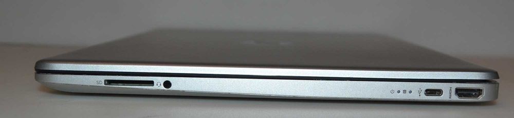 Ноутбук HP Pavilion 15-dy2703dx \ Intel Core i5-1135G7 \ сенсорний