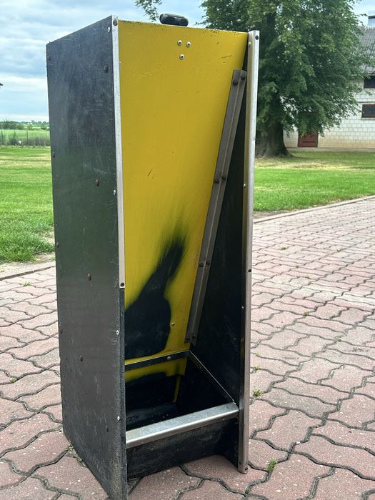 Automat paszowy dla swin 1