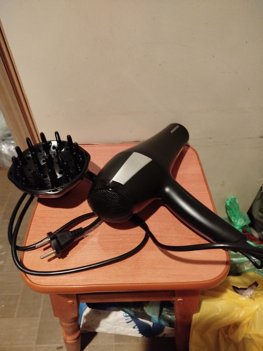 Продам профессиональный фен