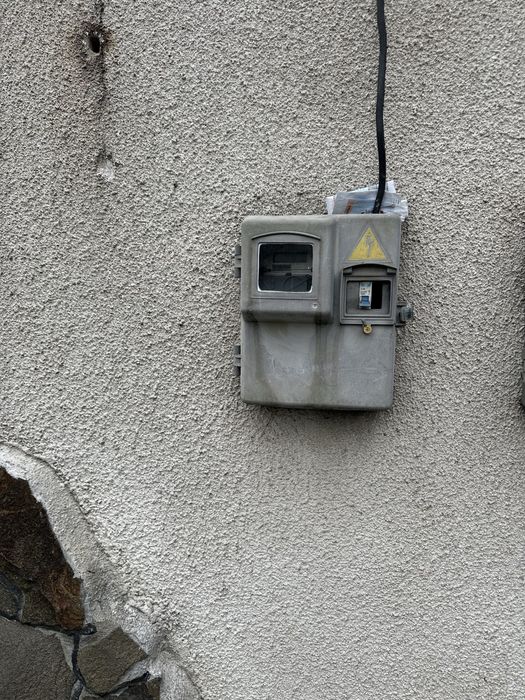Квартира по вул. Армійська, 33 (1 поверх) м. Тячів