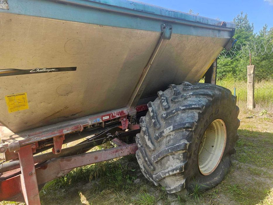 Розкидач добрив Bredal K105