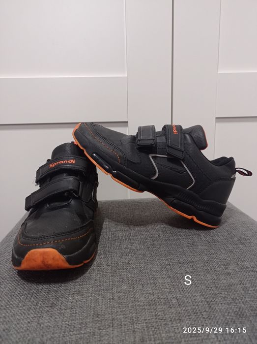 Buty 34 odblaski sportowe na rzepy wygodne Sprandi