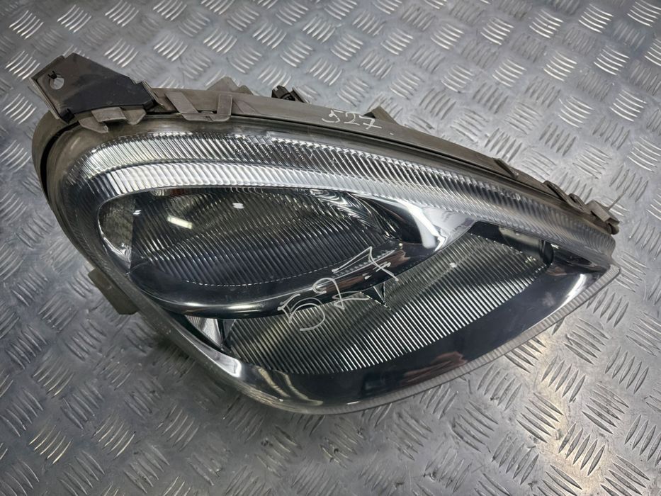 Фара правая  Mercedes W168  A class A1688201861